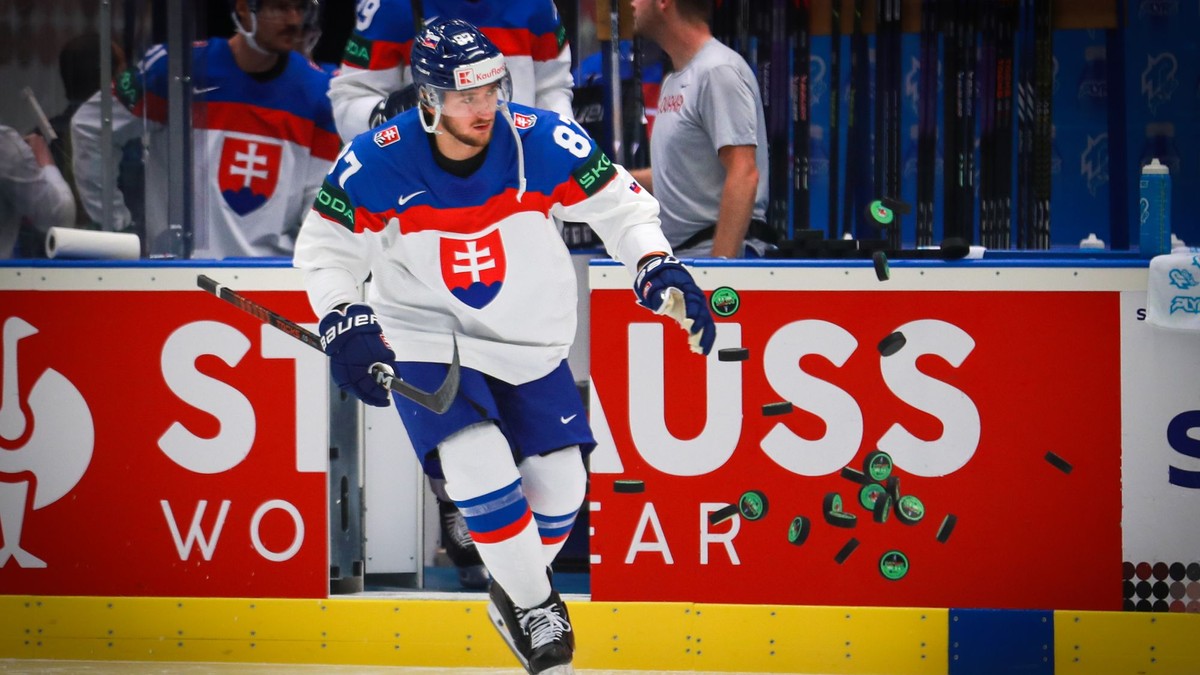 Pavol Regenda pred zápasom Slovensko - Francúzsko v skupine B na MS v hokeji 2024.
