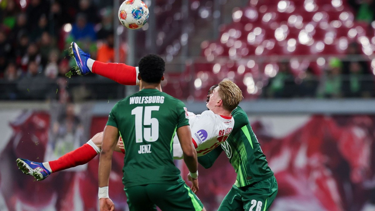 Momentka zo zápasu Wolfsburg -Lipsko-