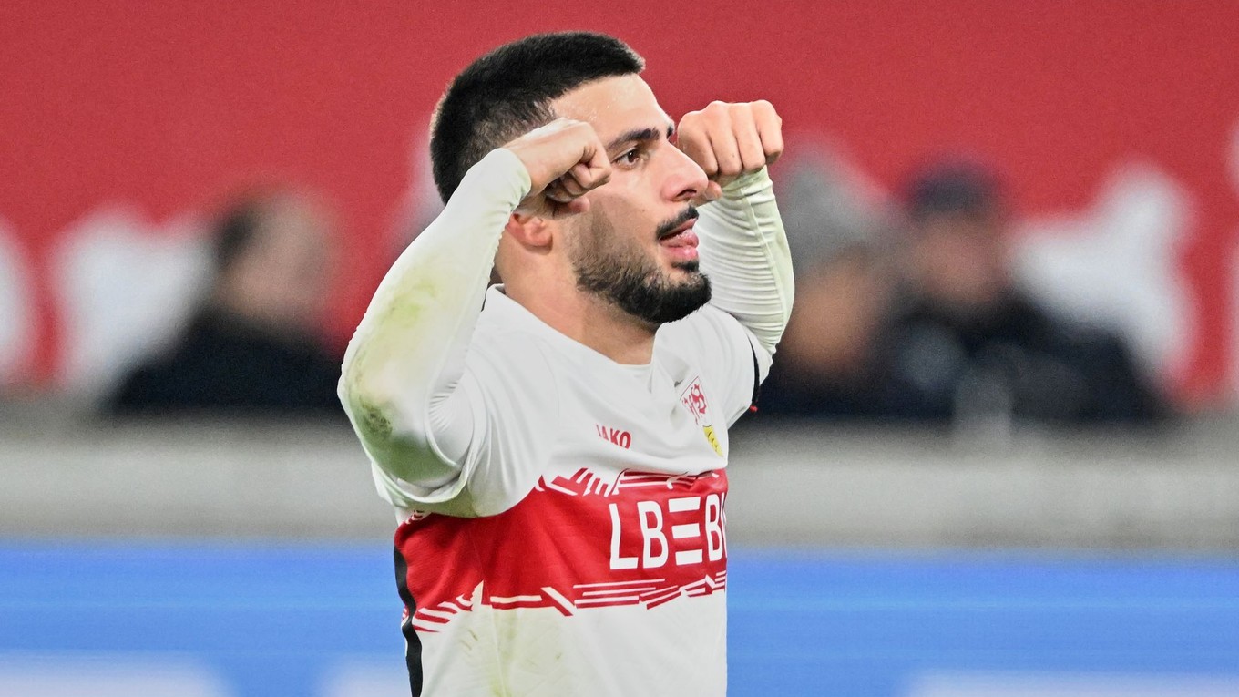 Deniz Undav oslavuje gól