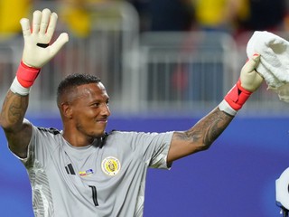 Brankár Curacaa Eloy Room sa raduje po remíze 0:0 s Ekvádorom.