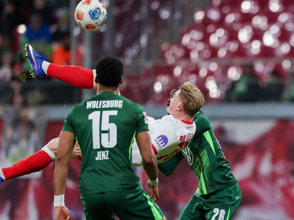 Momentka zo zápasu Wolfsburg -Lipsko-