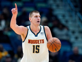 Nikola Jokič v drese Denver Nuggets.