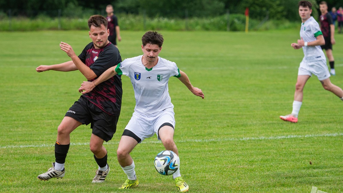 Z troch oblastných zväzov na východe nepostúpil nikto. Štvrtá liga bude mať menej tímov