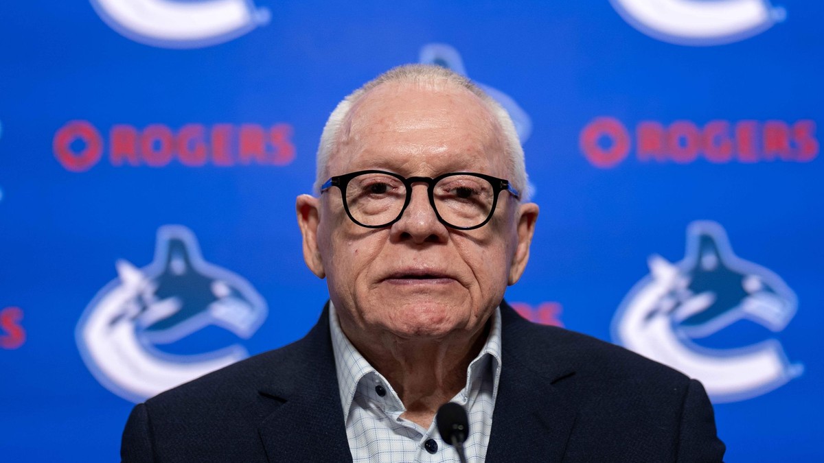 Prezidenta hokejových operácii Vancouveru Jim Rutherford.