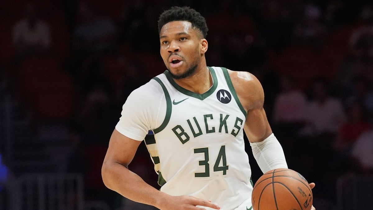 Giannis Antetokounmpo.