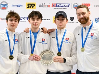 Zľava Dominik Mačej, Leon Sloboda, Richard Križan a kapitán tímu Miroslav Mečíř ml.