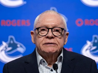 Prezidenta hokejových operácii Vancouveru Jim Rutherford.