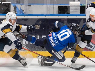 Momentka zo zápasu Tipos extraligy HC Slovan Bratislava - HK Poprad.