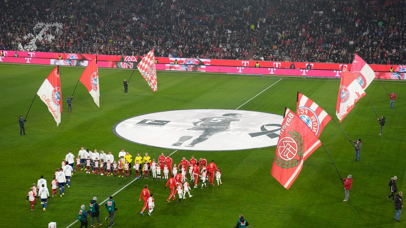 Bayern Mníchov sa rozlúčil s Franzom Beckenbauerom