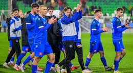 Futbalisti Slovenska ďakujú fanúšikom