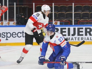 Samuel Honzek v zápase Slovensko - Švajčiarsko na MS v hokeji do 20 rokov 2024.