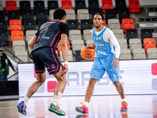 Momentka zo zápasu Slovan Bratislava - BC Komárno.