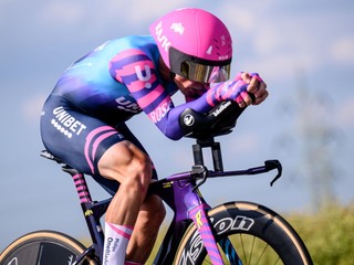 Slovenský cyklista Lukáš Kubiš počas časovky na MSR a ČR 2026.