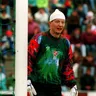 Brankár Faerských ostrovov Martin Knudsen v roku 1990.