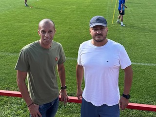 Joao Miranda (vľavo). 