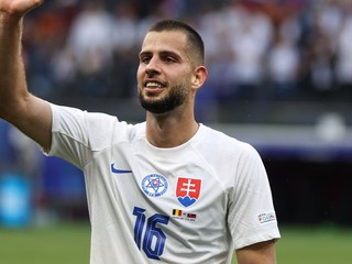 Dávid Hancko sa teší po víťazstve nad Belgickom v skupine E na EURO 2024.