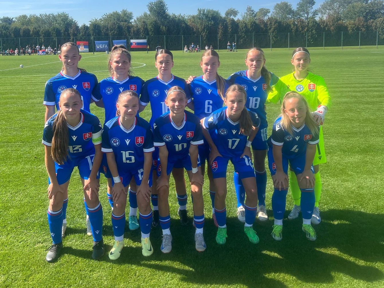 WU15-SRB-SVK-UEFA Development turnaj-zakladna zostava.JPG