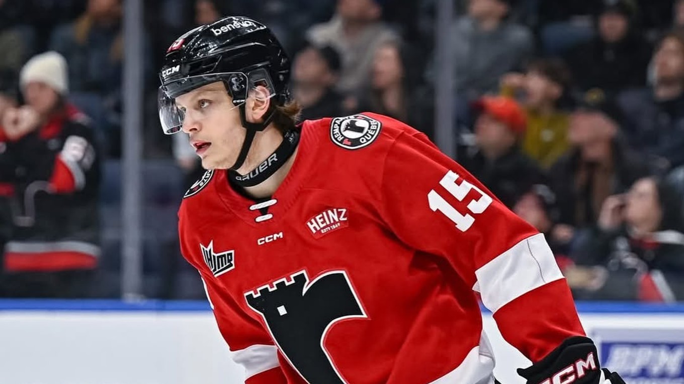 Andreas Straka v drese tímu Québec Remparts (QMJHL). 