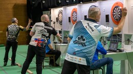 Na snímke sú slovenskí šípkari Tomislav Rosandić a Juraj Vindiš.