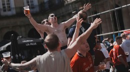 Fanúšikovia Manchestru United pred finále Európskej ligy. 