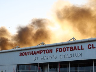 Požiar pri štadióne Southamptonu.