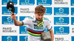Peter Sagan po triumfe na Paríž - Roubaix 2018.
