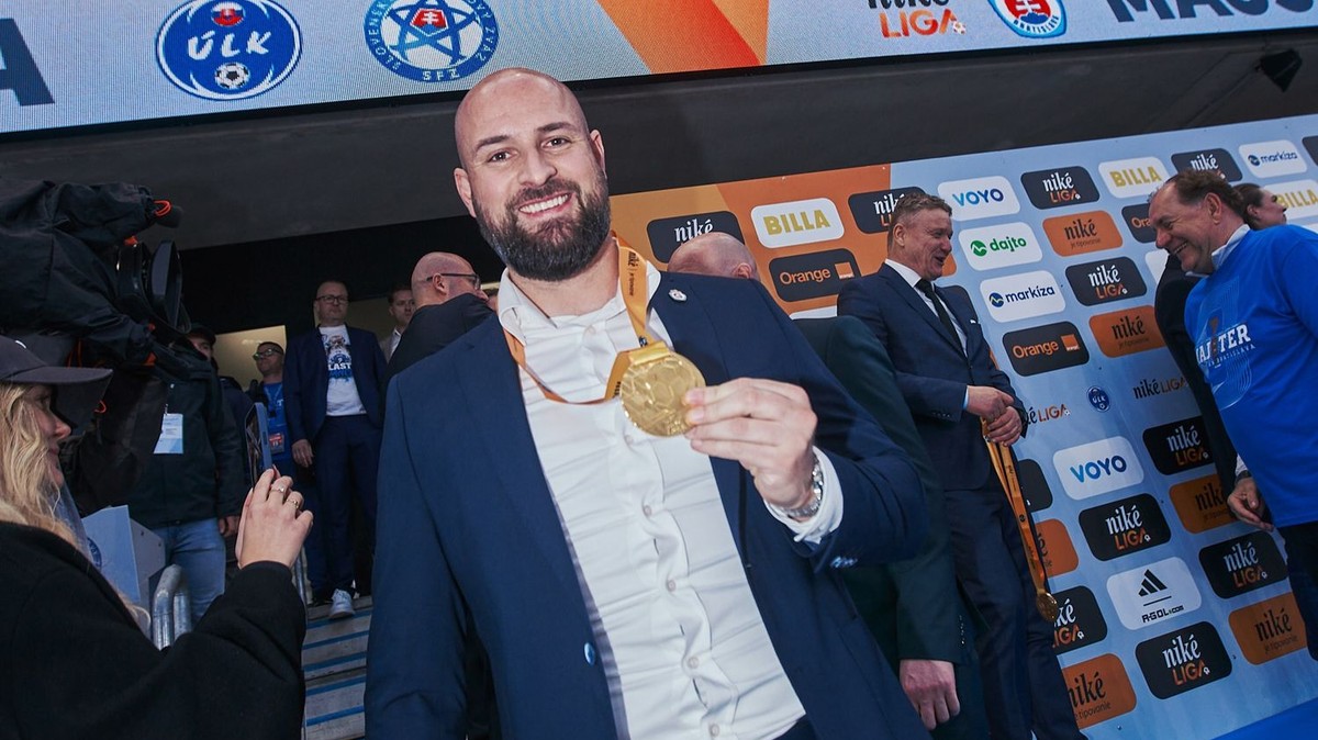 Nový tréner Slovana bude superstar: Jeho CV je famózne, všade bol úspešný, tvrdí Kmotrík