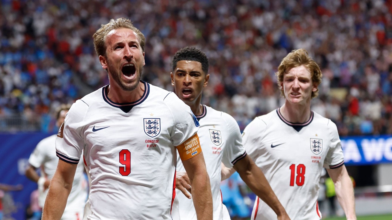 Harry Kane z Anglicka (9) oslavuje svoj prvý gól v zápase šestnásťfinále majstrovstiev sveta vo futbale medzi Anglickom a Kongom.