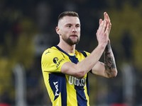 Milan Škriniar v drese Fenerbahce Istanbul.