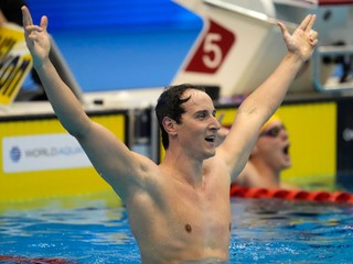 Cameron McEvoy získal zlatú medailu na 50 m voľným spôsobom na MS 2023.
