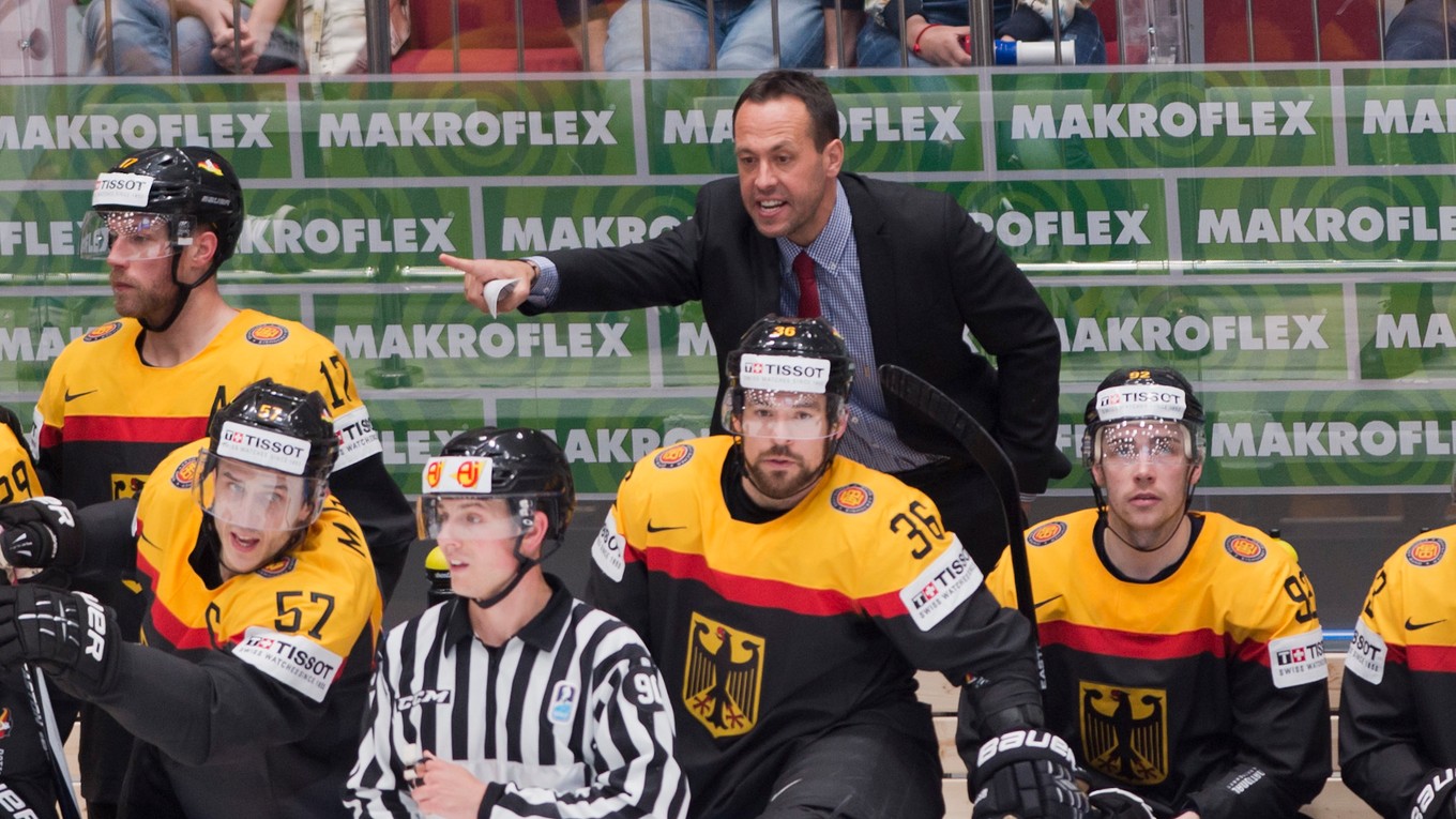 Nemecko na turnaji vedie bývalý hráč NHL Marco Sturm.