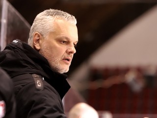 Tréner Ivan Droppa.