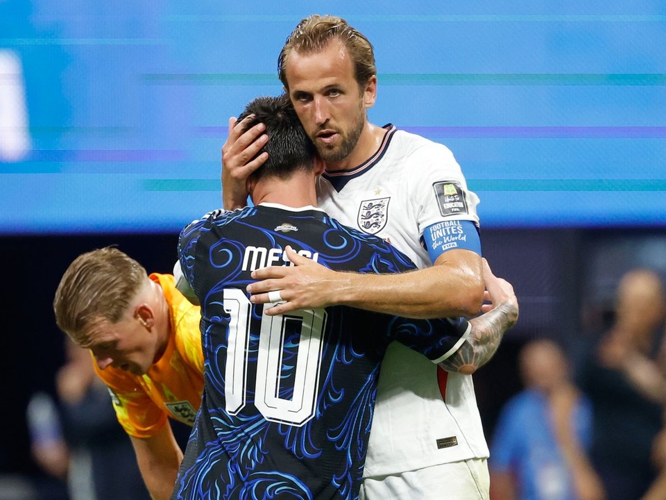 Lionel Messi (10) a Harry Kane (9).