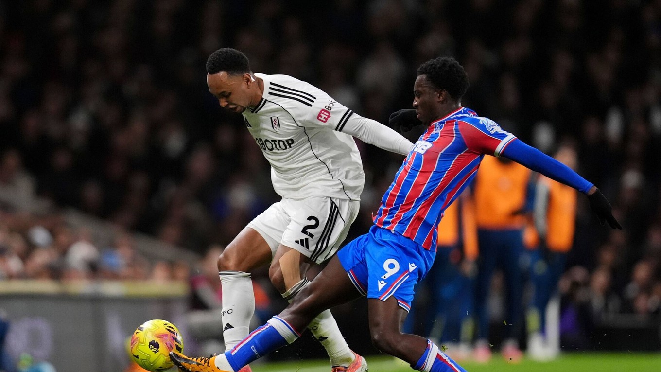 Kenny Tete a Eddie Nketiah.