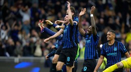 Hráči Interu oslavujú víťazstvo