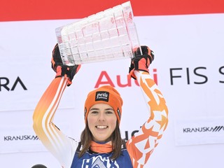 Petra Vlhová sa tešila z víťazstva v slalome v Kranjskej Gore. 