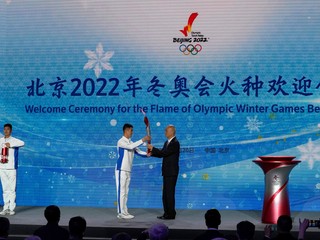 Olympijský oheň už dorazil do Pekingu.