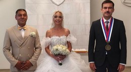 Eugen Bari, Kristína Juhászová a primátor mesta Fiľakovo Attila Agócs.