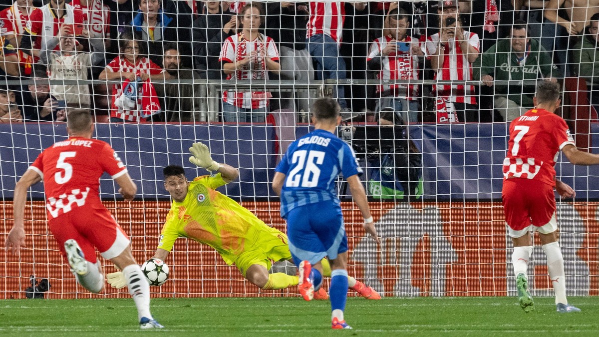 Skvelý Takáč zneškodnil penaltu, no nestačilo to. Slovan neuspel ani na tretí pokus