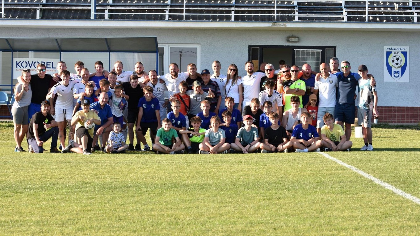 TJ Družstevník Hlboké.