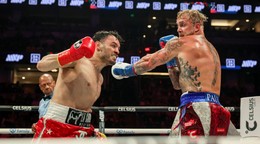 Súboj Julio César Chávez Jr. (vľavo) vs. Jake Paul.