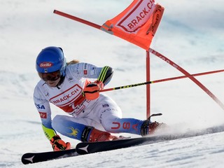 Online prenos: Petra Vlhová dnes musí byť v pozore, Mikaela Shiffrinová ide obrovský slalom v Lenzerheide (2. kolo).