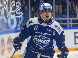Kristián Pospíšil oslavuje gól.