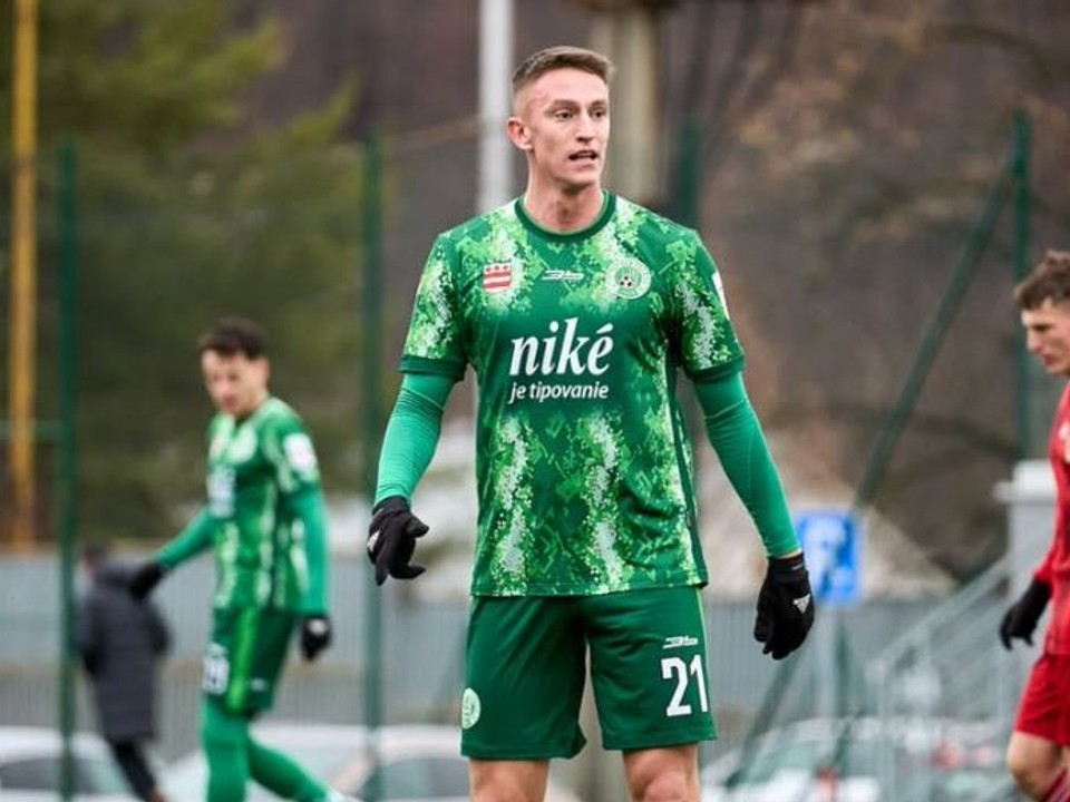 Futbalista Stropkova Dávid Keresteš.