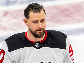 Tomáš Tatar na rozcvičke pred zápasom Montreal Canadiens - New Jersey Devils.