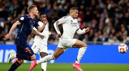 Kylian Mbappé (vpravo) počas osemfinálového zápasu Španielskeho pohára Real Madrid - Celta Vigo.