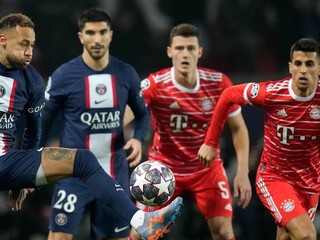 Bayern Mníchov zvíťazil v úvodnom osemfinále Ligy majstrov na pôde Paríža St. Germain.