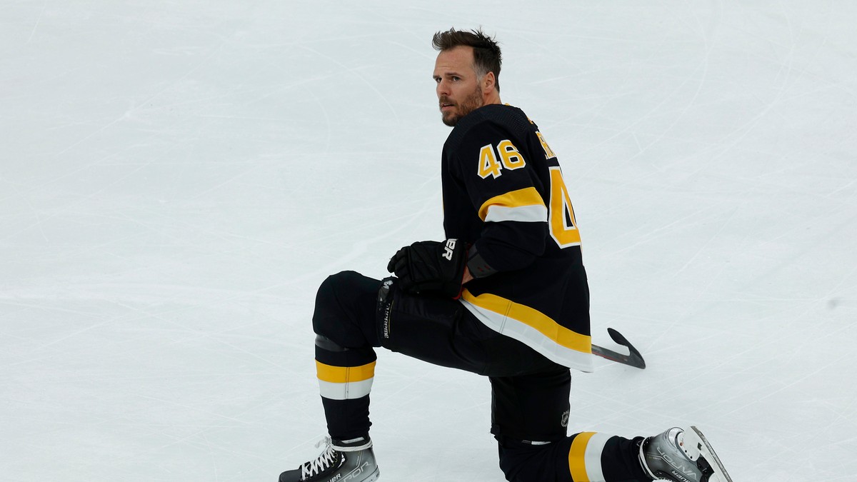 Vyhral Stanley Cup, v NHL strávil dlhé roky. Úspešný český hokejista ukončil kariéru