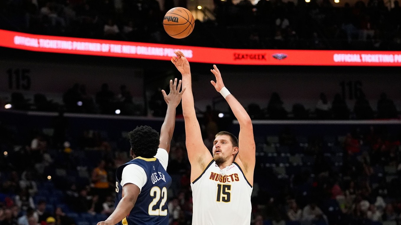 Nikola Jokič v zápase s New Orleans