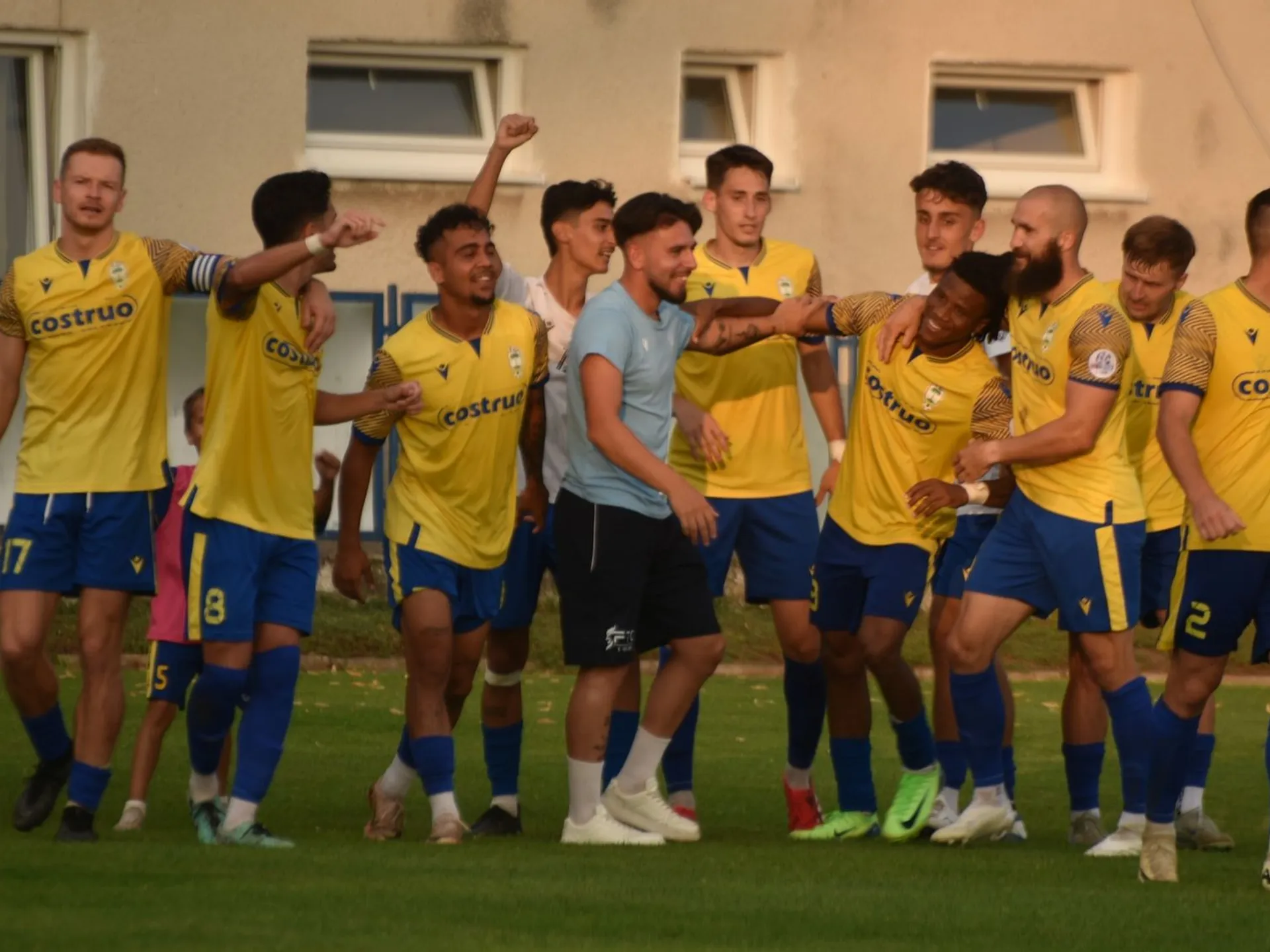 Fiľakovo sa v prípade výhry ocitne na čele rebríčka TIPOS III. ligy stred. 